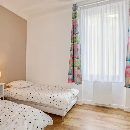 Plaisance, Coeur De Village-300m * Saint-Georges-de-Didonne