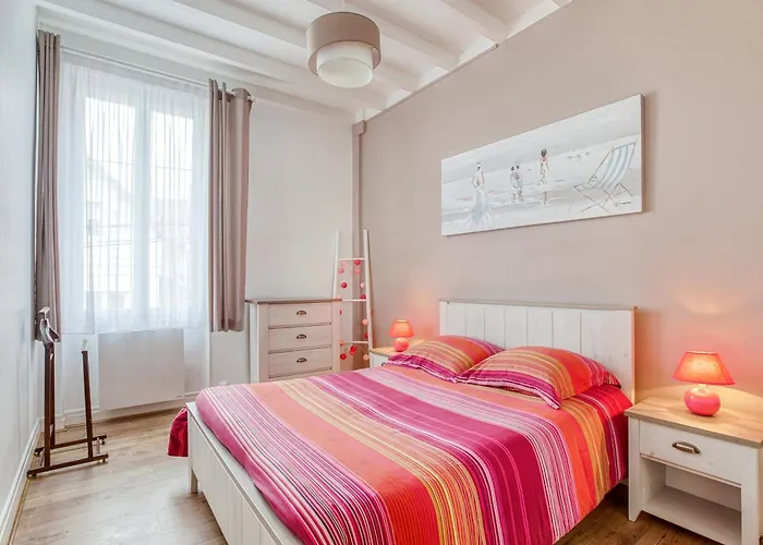 Plaisance, Coeur De Village-300m Villa *